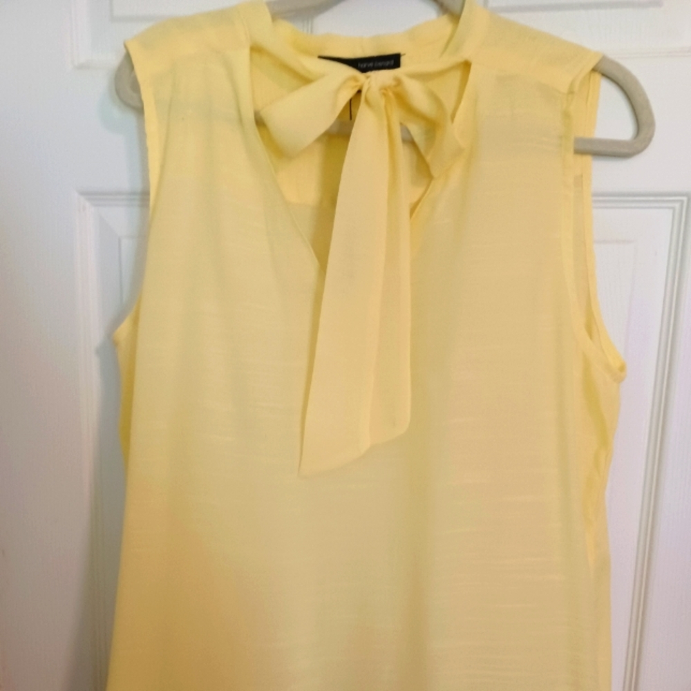 NWT Harve Benard Sleeveless Tie Neck Blouse Sz L